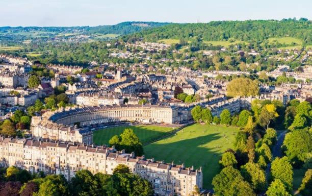 Apartment Wifi | Near Major Attractions Bath